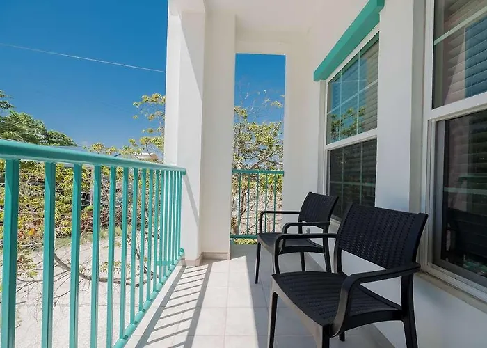 Western Grand Baymen Gardens * San Pedro (Ambergris Caye)